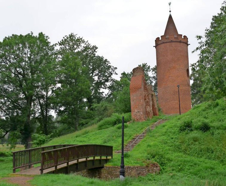 Burgruine Gänseburg Putlitz, Putlitz, Germany
